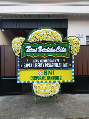 Papan Bunga Duka di Jatiwaras